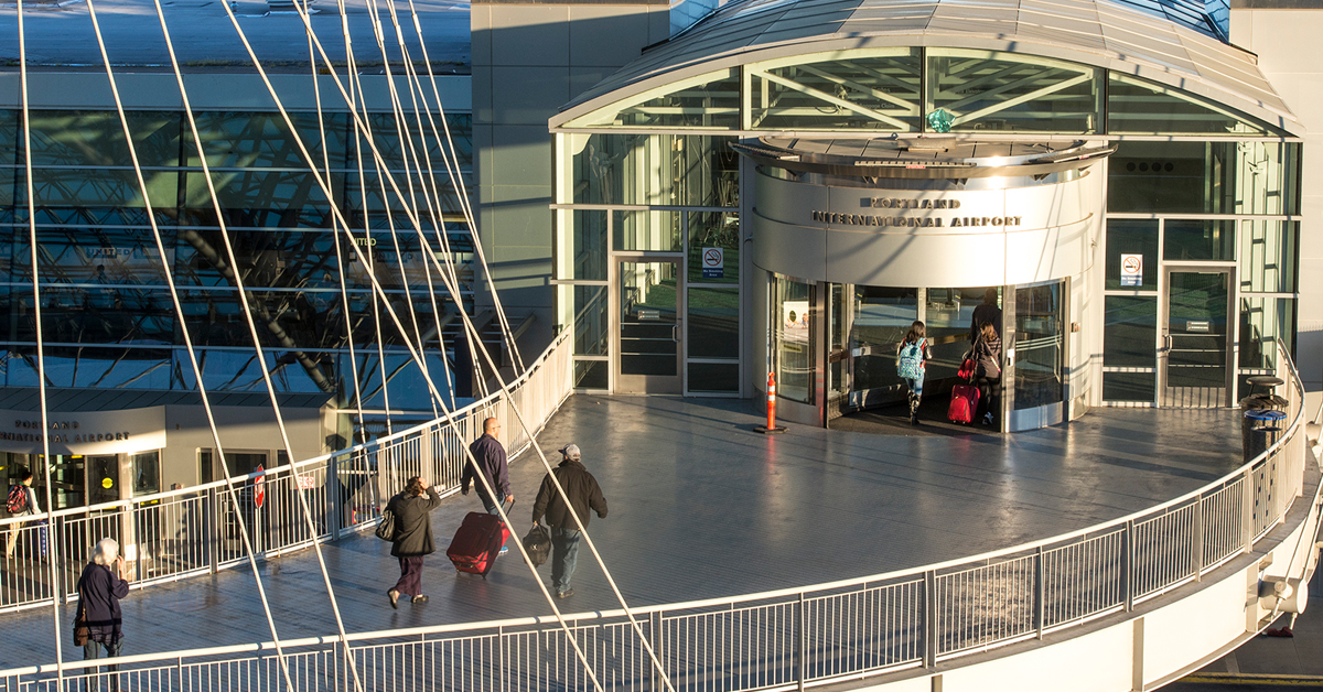 PDX Employees Prep for Spring Break Travel